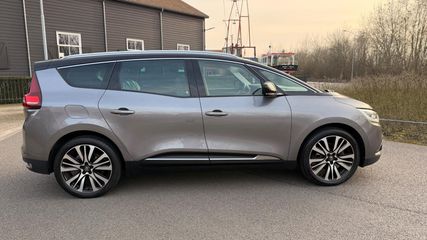 Voertuigafbeelding 8