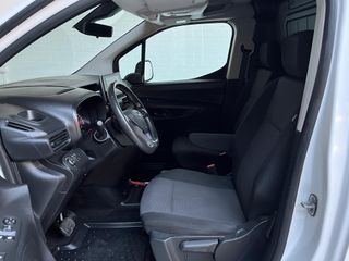 Voertuigafbeelding 19