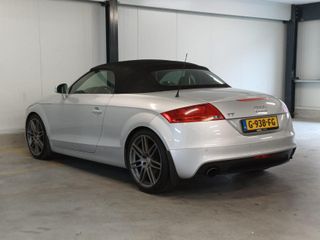 Voertuigafbeelding 8