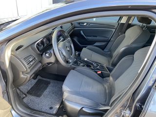 Voertuigafbeelding 2