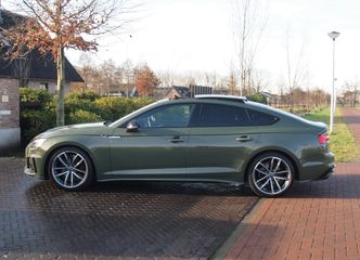 Voertuigafbeelding 6