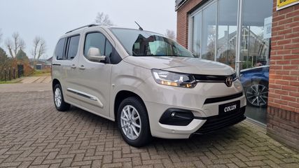 Voertuigafbeelding 6