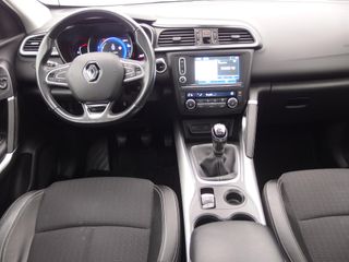 Voertuigafbeelding 6