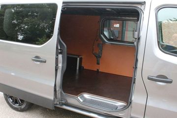 Voertuigafbeelding 13