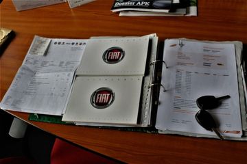 Voertuigafbeelding 19