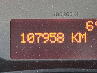 Voertuigafbeelding 8