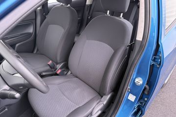 Voertuigafbeelding 8