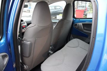 Voertuigafbeelding 10