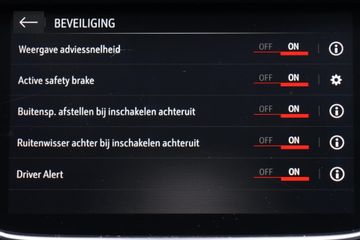 Voertuigafbeelding 12