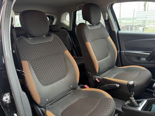 Voertuigafbeelding 13