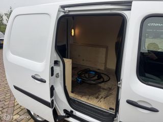 Voertuigafbeelding 6