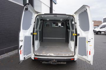 Voertuigafbeelding 6