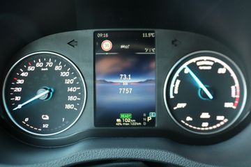 Voertuigafbeelding 18