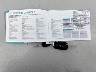 Voertuigafbeelding 12