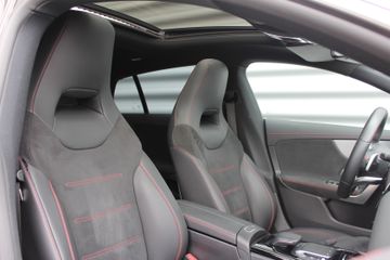 Voertuigafbeelding 17