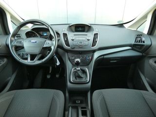 Voertuigafbeelding 9