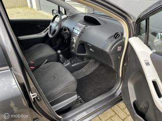 Voertuigafbeelding 8