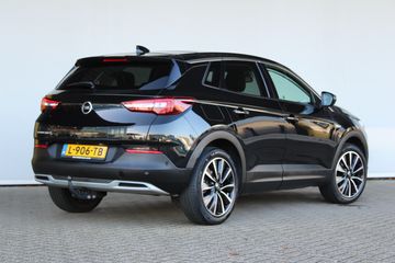 Voertuigafbeelding 3