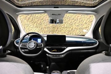 Voertuigafbeelding 12