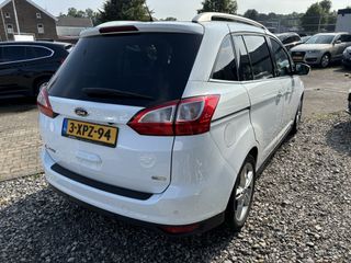 Voertuigafbeelding 3