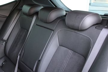 Voertuigafbeelding 11