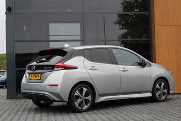 Voertuigafbeelding 2