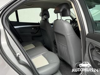 Voertuigafbeelding 32