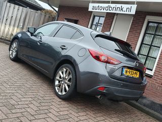 Voertuigafbeelding 13