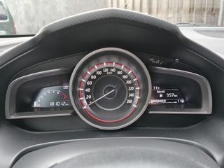 Voertuigafbeelding 16