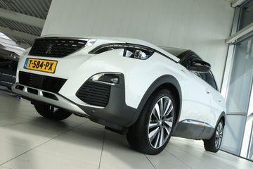 Voertuigafbeelding 4