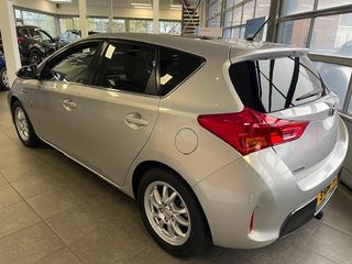 Voertuigafbeelding 4