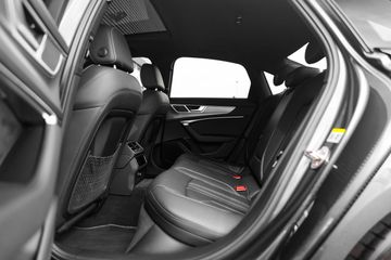 Voertuigafbeelding 26