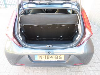 Voertuigafbeelding 10