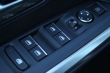 Voertuigafbeelding 34