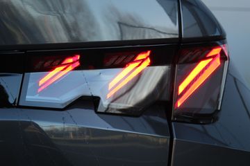 Voertuigafbeelding 5