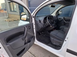 Voertuigafbeelding 11