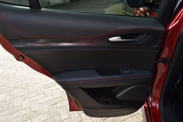 Voertuigafbeelding 21