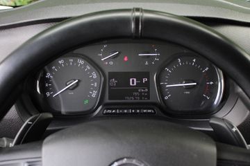 Voertuigafbeelding 16