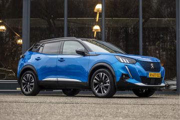 Peugeot e-2008 - R-677-DZ - Polisa Lease