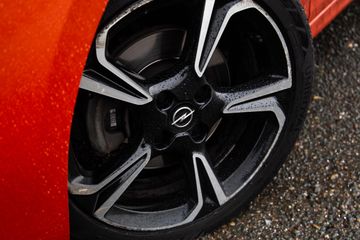 Voertuigafbeelding 4