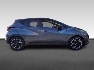 Voertuigafbeelding 2