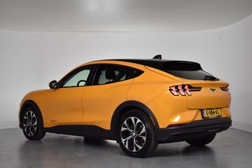 Voertuigafbeelding 2