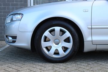 Voertuigafbeelding 30