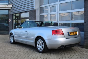 Voertuigafbeelding 6