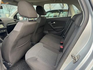 Voertuigafbeelding 13