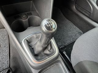 Voertuigafbeelding 17