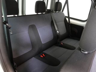 Voertuigafbeelding 37