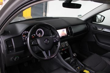 Voertuigafbeelding 16