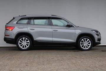 Voertuigafbeelding 3