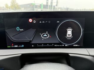 Voertuigafbeelding 12